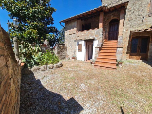 casa semindipendente in vendita a Monteriggioni in zona Scorgiano