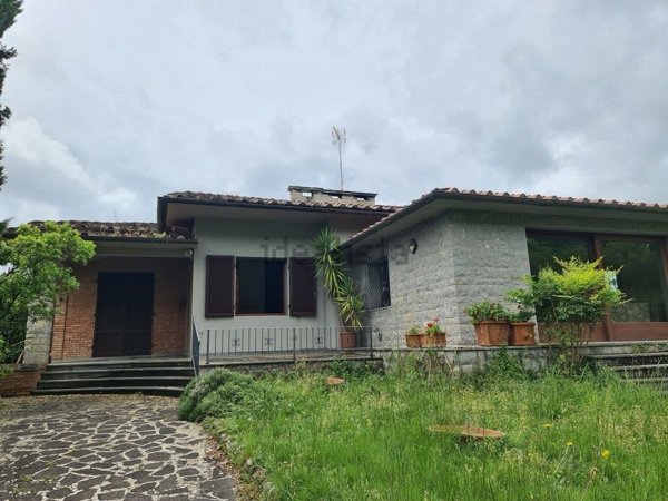 casa indipendente in vendita a Monteriggioni