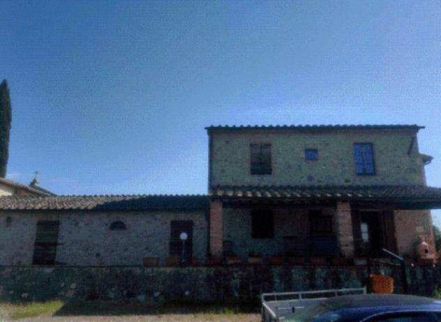negozio in vendita a Monteriggioni in zona Uopini