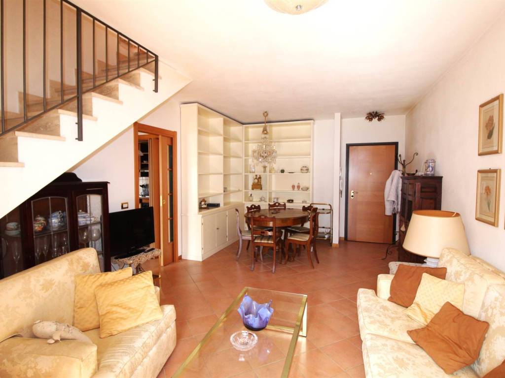 appartamento in vendita a Monteriggioni in zona Castellina Scalo