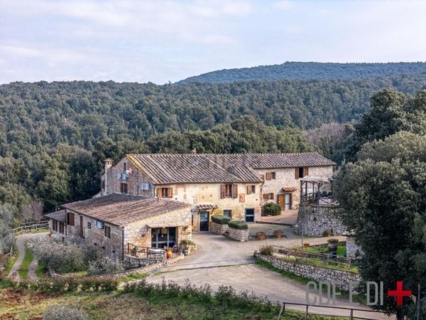 casale in vendita a Monteriggioni