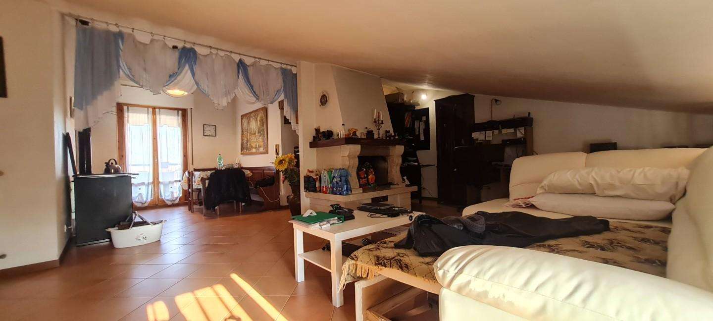 appartamento in vendita a Monteriggioni in zona Castellina Scalo