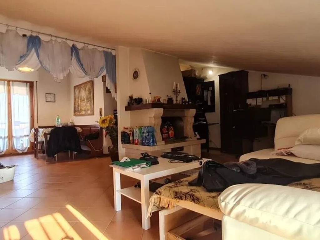 appartamento in vendita a Monteriggioni in zona Castellina Scalo