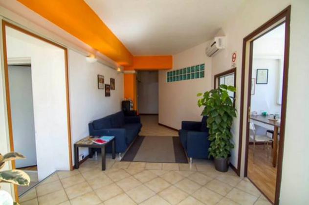 locale commerciale in vendita a Monteriggioni in zona Tognazza