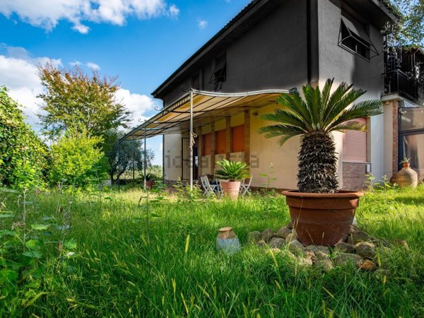 casa indipendente in vendita a Monteriggioni