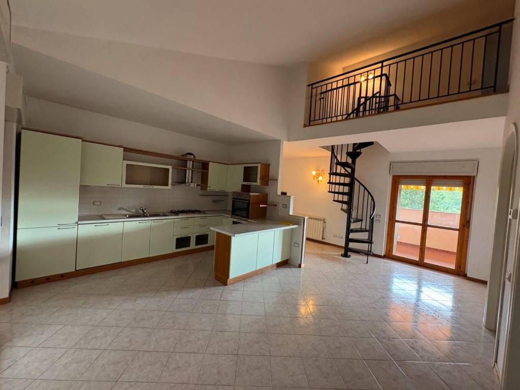 appartamento in vendita a Monteriggioni in zona Castellina Scalo