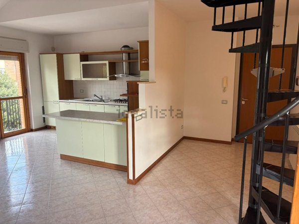 appartamento in vendita a Monteriggioni in zona Castellina Scalo