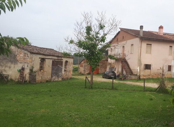 appartamento in vendita a Monteriggioni in zona Abbadia Isola