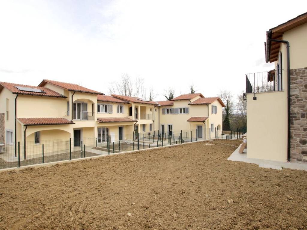 appartamento in vendita a Monteriggioni in zona Uopini