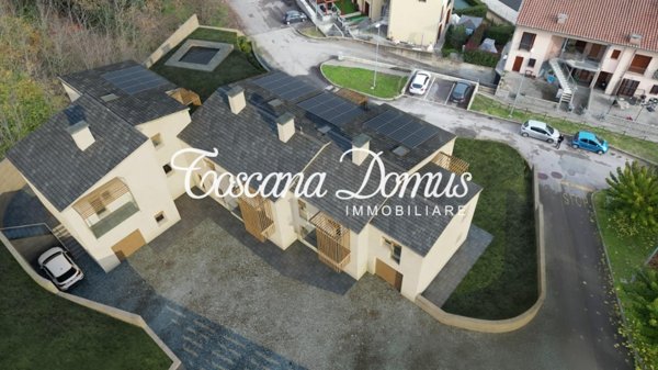 casa indipendente in vendita a Monteriggioni in zona Uopini