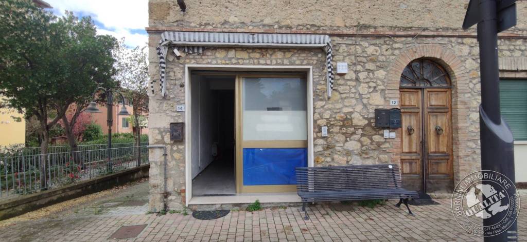 negozio in vendita a Monteriggioni in zona Castellina Scalo