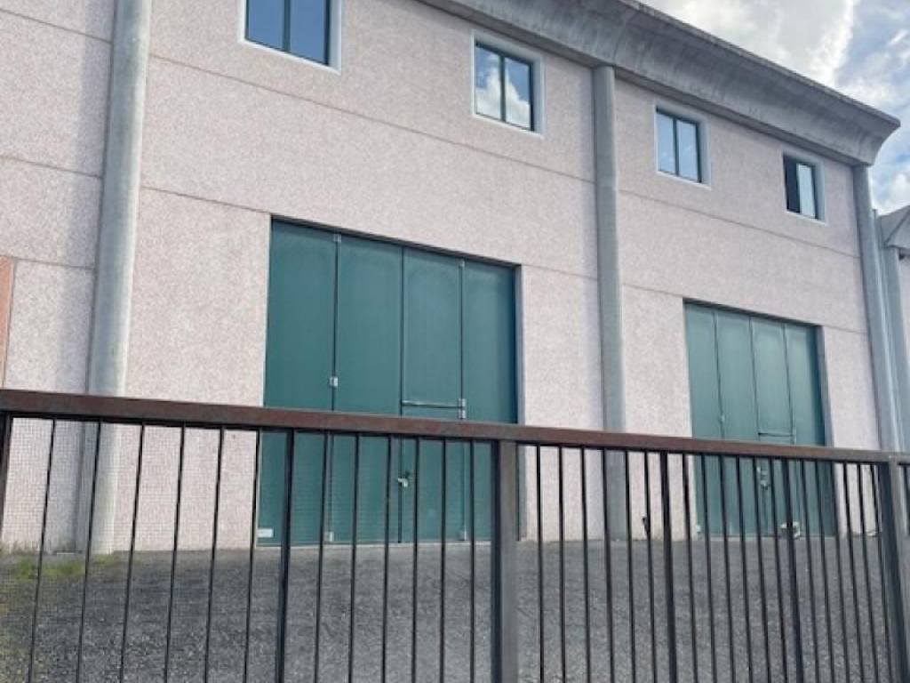 capannone in vendita a Monteriggioni in zona Badesse