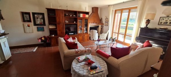 appartamento in vendita a Monteriggioni in zona Castellina Scalo