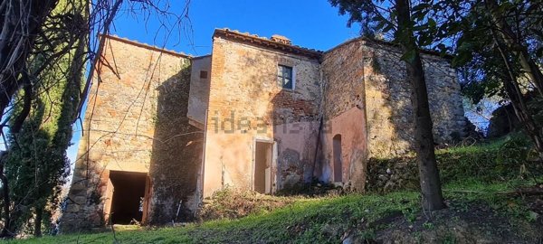 casa indipendente in vendita a Monteriggioni