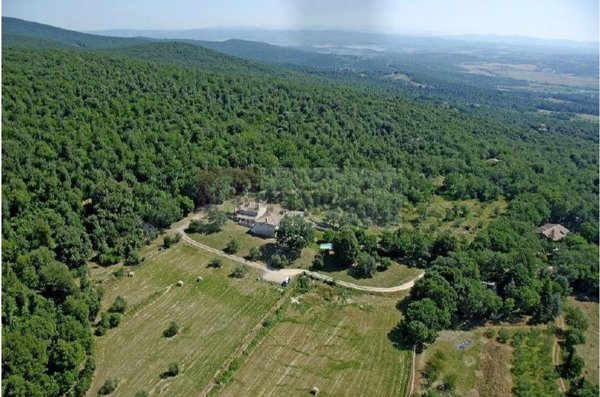 casale in vendita a Monteriggioni in zona Santa Colomba