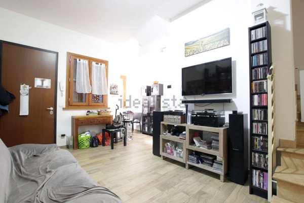 appartamento in vendita a Monteriggioni in zona Uopini