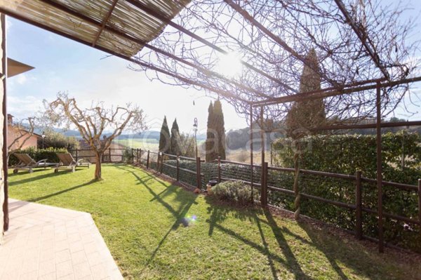 casa indipendente in vendita a Monteriggioni in zona Strove