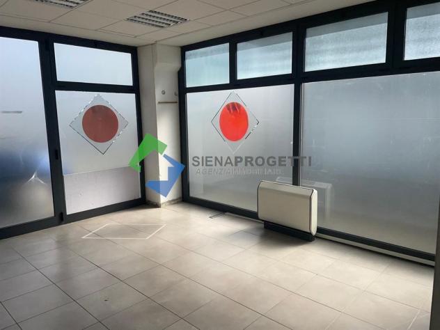 negozio in vendita a Monteriggioni in zona Badesse