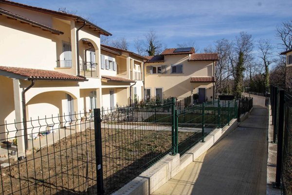 appartamento in vendita a Monteriggioni in zona Uopini