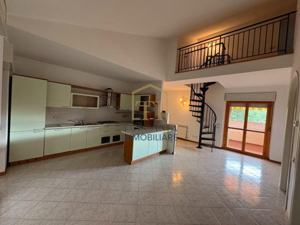 appartamento in vendita a Monteriggioni in zona Castellina Scalo