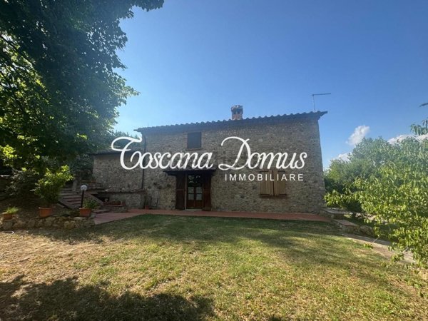 pentavano in vendita a Monteriggioni