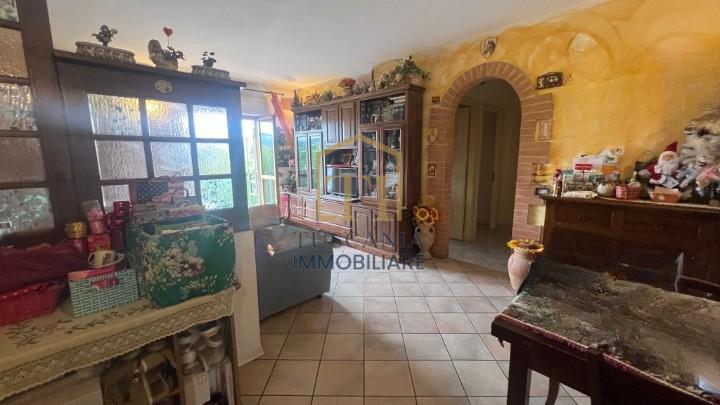 appartamento in vendita a Monteriggioni in zona Castellina Scalo