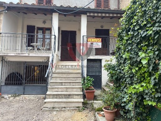 appartamento in vendita a Monteriggioni in zona Strove