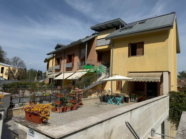 casa indipendente in vendita a Monteriggioni in zona Uopini
