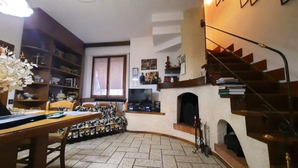 casa indipendente in vendita a Monteriggioni in zona Uopini