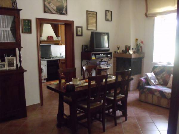 appartamento in vendita a Monteroni d'Arbia in zona Lucignano