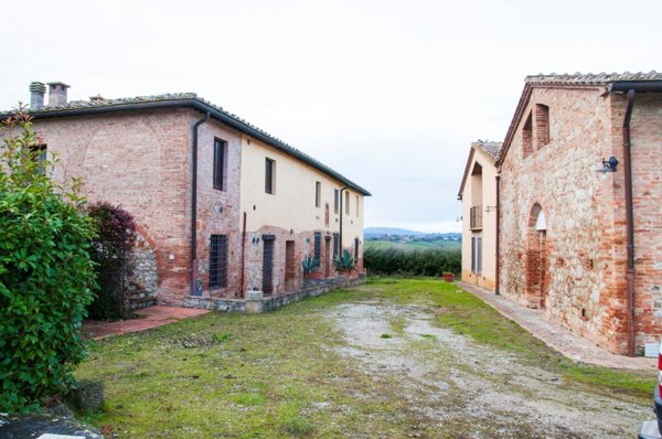 villa in vendita a Monteroni d'Arbia in zona Ville di Corsano