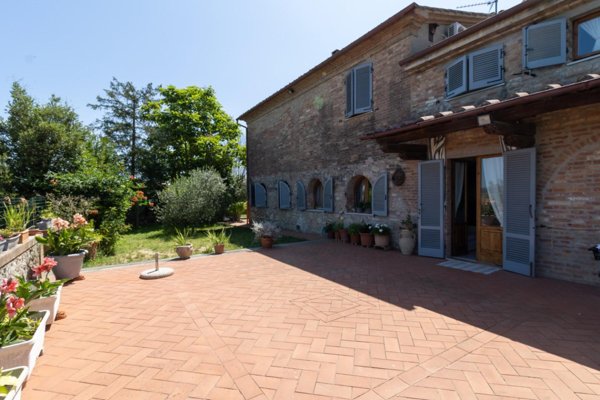 casa semindipendente in vendita a Monteroni d'Arbia