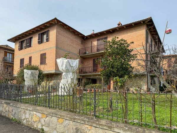 appartamento in vendita a Monteroni d'Arbia in zona Ville di Corsano