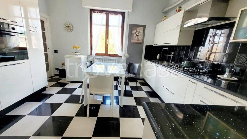 appartamento in vendita a Monteroni d'Arbia