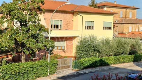 appartamento in vendita a Monteroni d'Arbia