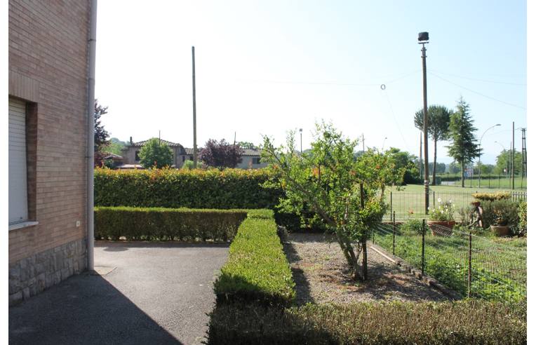 appartamento in vendita a Monteroni d'Arbia in zona Ponte d'Arbia