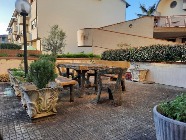 appartamento in vendita a Monteroni d'Arbia in zona Ponte a Tressa