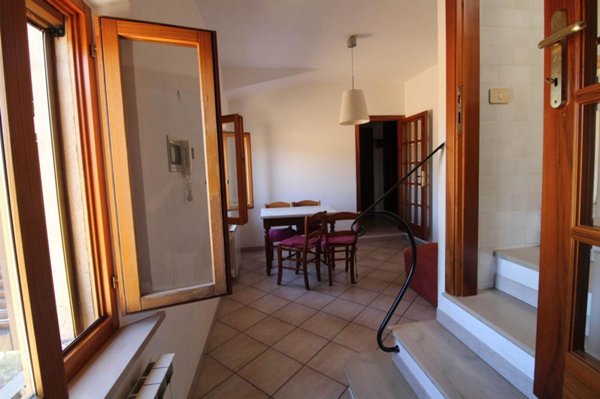 appartamento in vendita a Monteroni d'Arbia in zona Lucignano