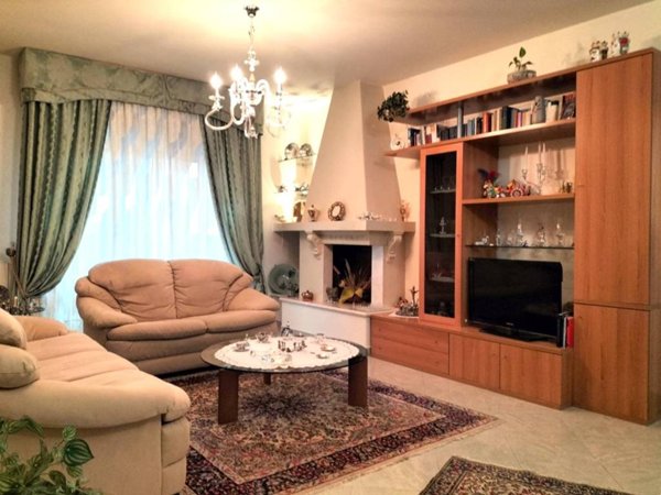 appartamento in vendita a Monteroni d'Arbia