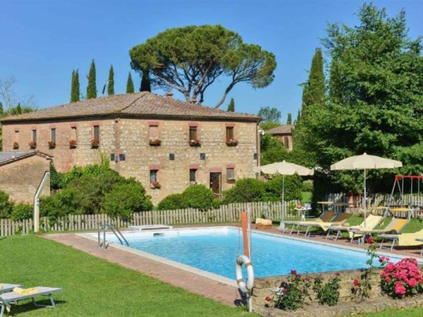 azienda agricola in vendita a Monteroni d'Arbia