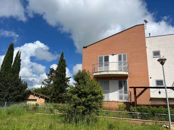 appartamento in vendita a Monteroni d'Arbia