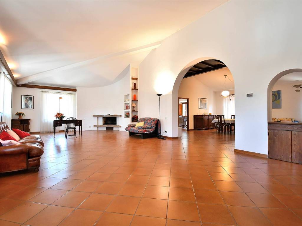 appartamento in vendita a Monteroni d'Arbia in zona Lucignano