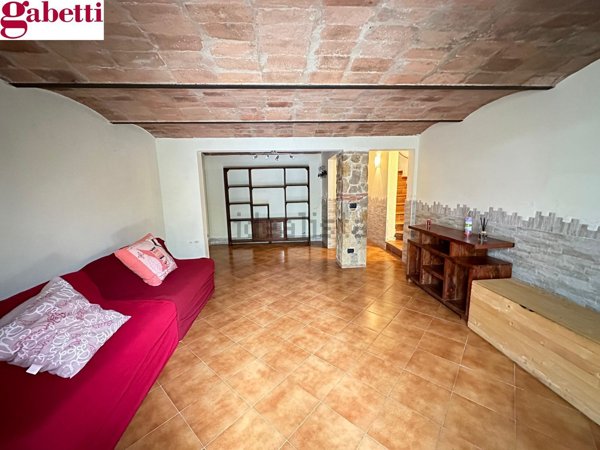 appartamento in vendita a Monteroni d'Arbia in zona Lucignano