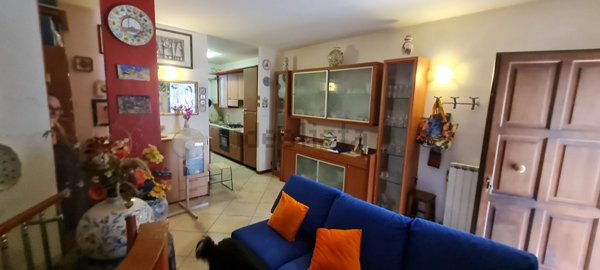 appartamento in vendita a Monteroni d'Arbia in zona Ponte a Tressa