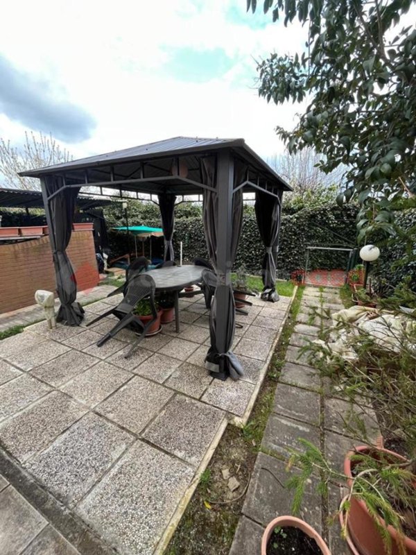 casa indipendente in vendita a Monteroni d'Arbia