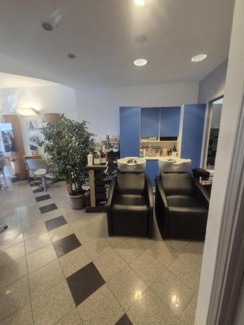 negozio in vendita a Monteroni d'Arbia