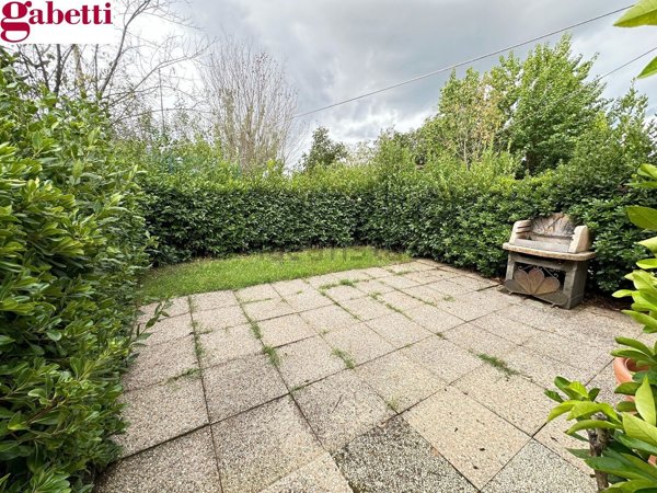 appartamento in vendita a Monteroni d'Arbia in zona Lucignano