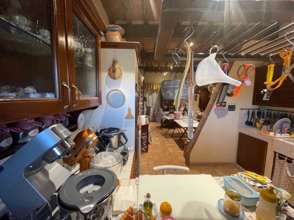 appartamento in vendita a Monteroni d'Arbia in zona Lucignano