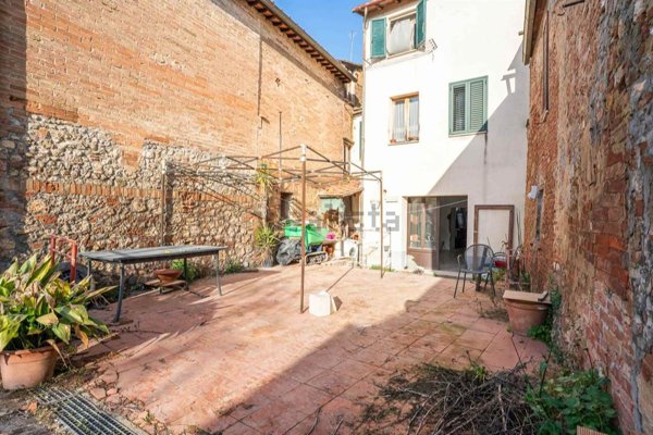 appartamento in vendita a Monteroni d'Arbia