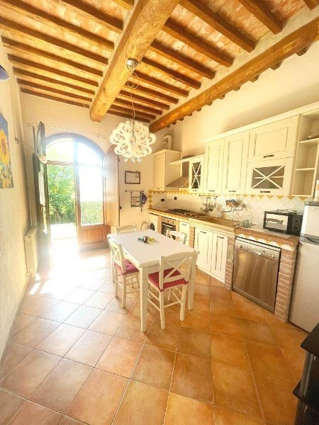 appartamento in vendita a Monteroni d'Arbia in zona Radi